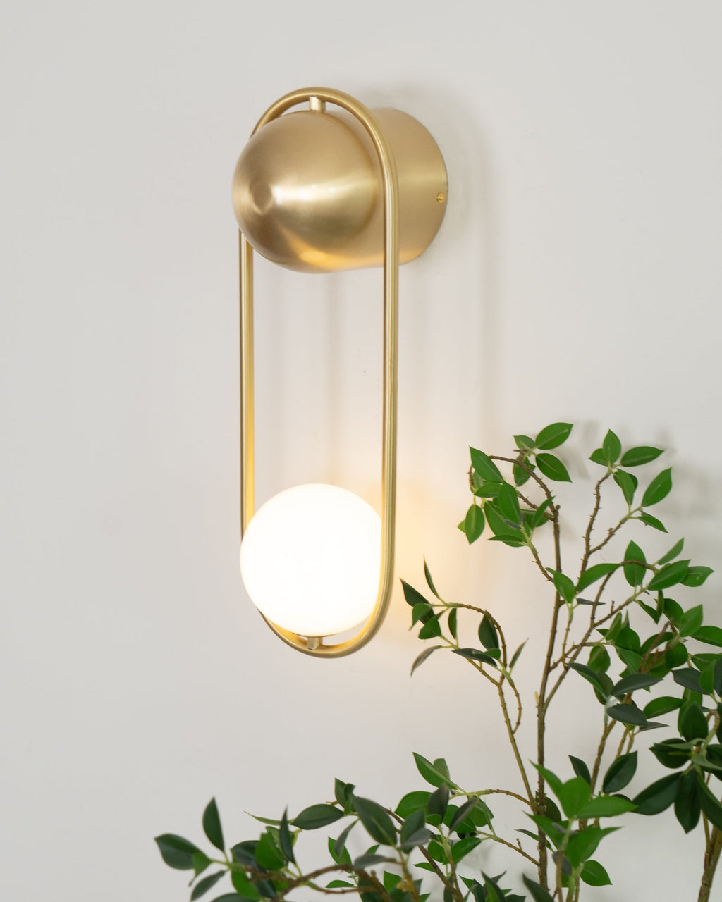 Fadrina Glass Wall Light-Moonnatur