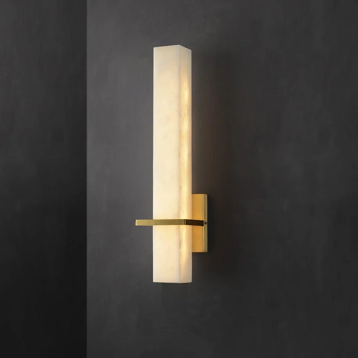 Dunselwyn Alabaster Wall Light-Moonnatur