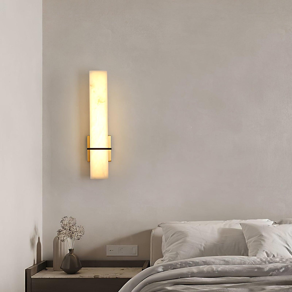 Dunselwyn Alabaster Wall Light-Moonnatur