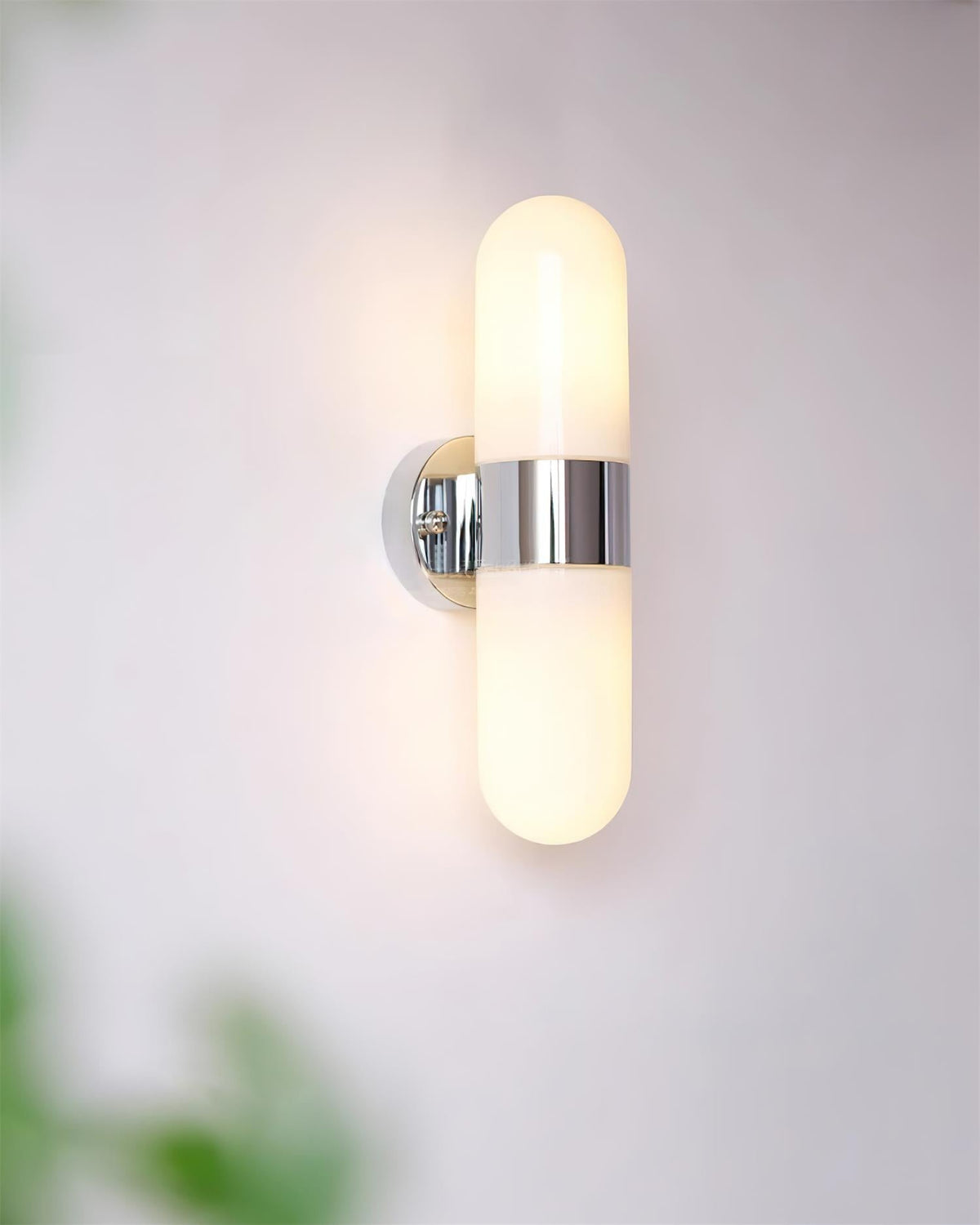 Ashengrove Glass Wall Light-Moonnatur
