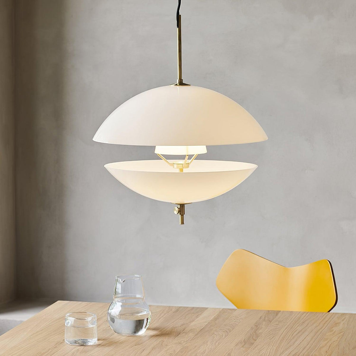 Ravina Glass Pendant Light-Moonnatur