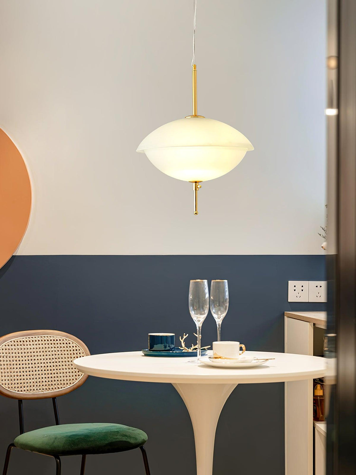 Ravina Glass Pendant Light-Moonnatur