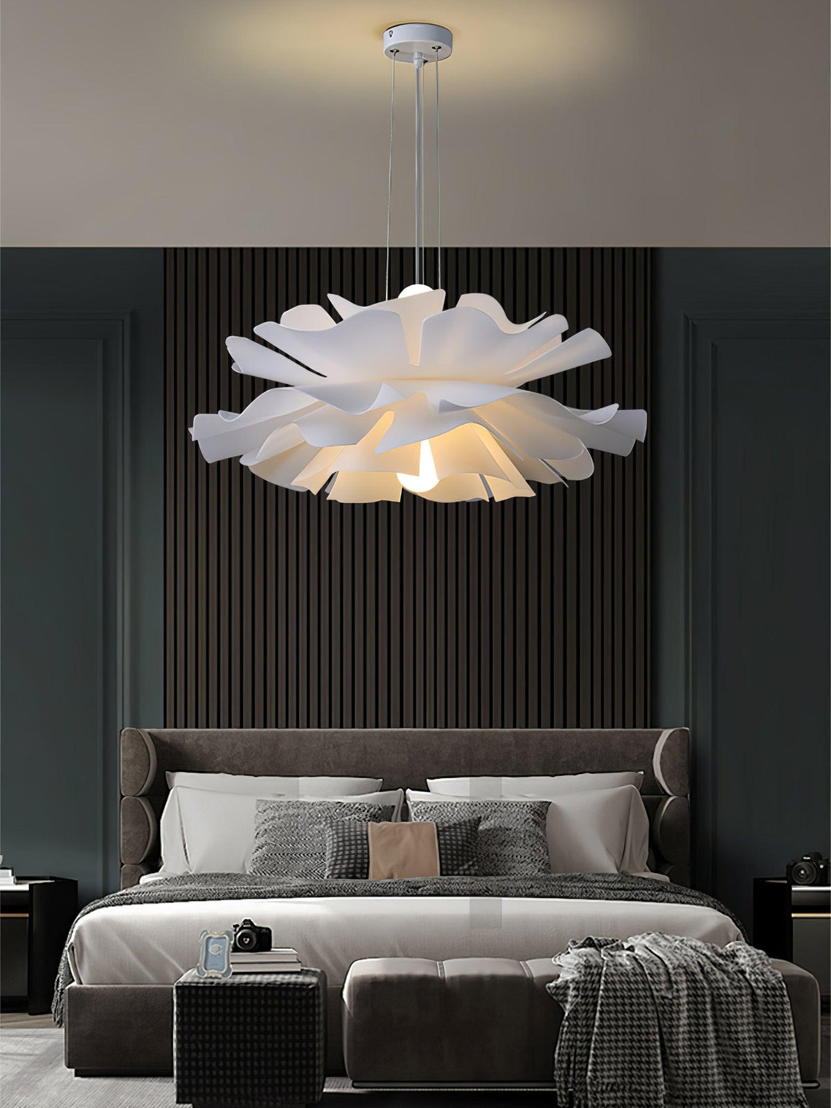 Adairena Acrylic Pendant Light-Moonnatur