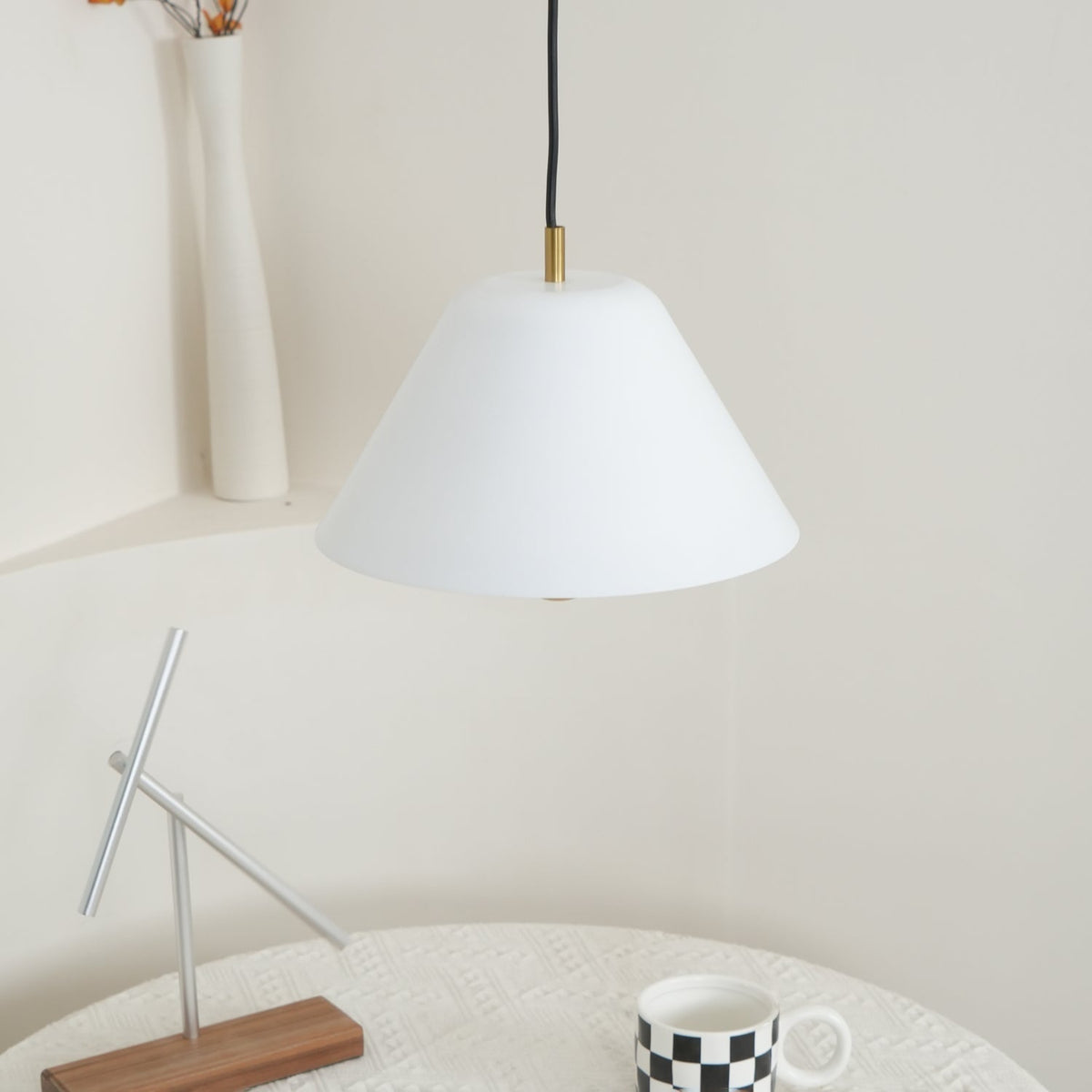 Brinavelle Acrylic Pendant Light-Moonnatur