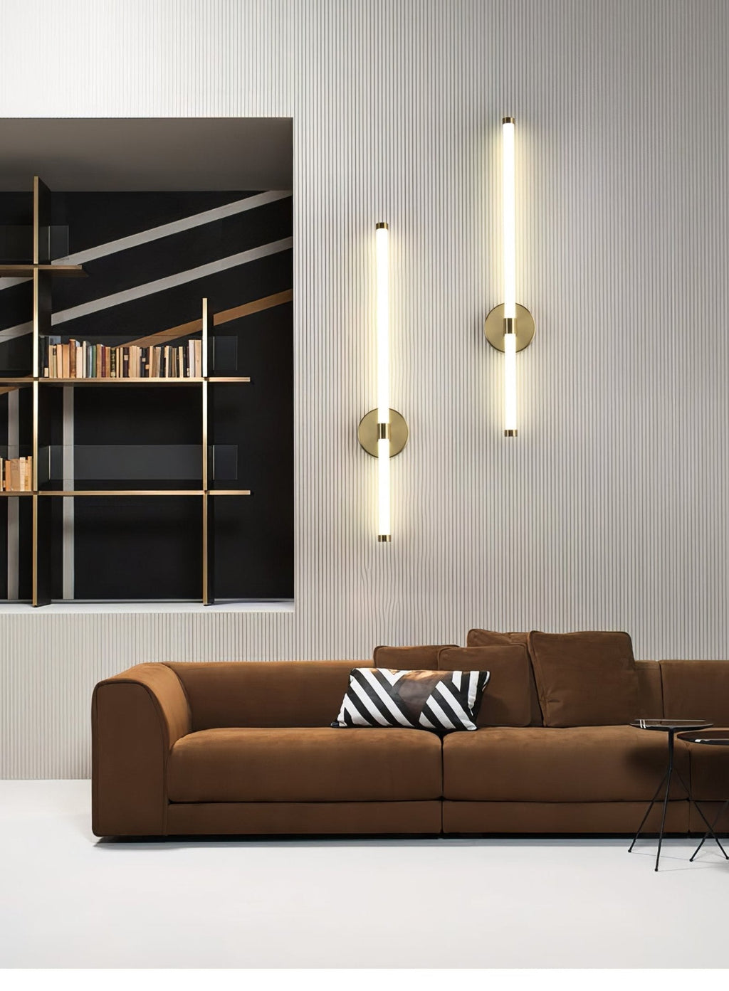 Avenella Acrylic Wall Light-Moonnatur