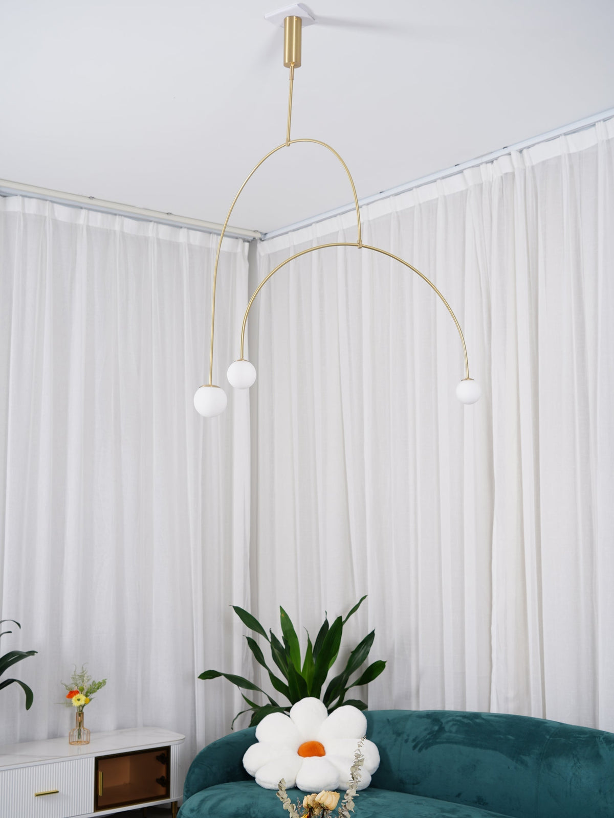Brackwyn Glass Chandelier-Moonnatur