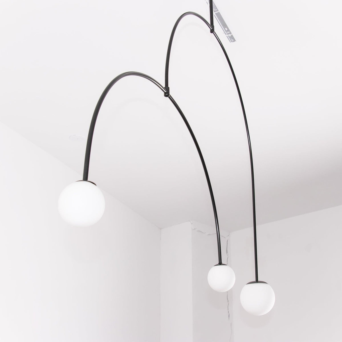 Brackwyn Glass Chandelier-Moonnatur