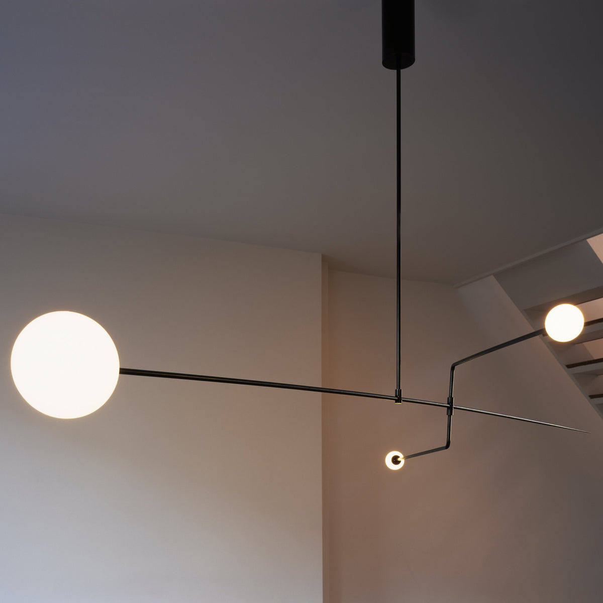 Brackwyn Glass Chandelier-Moonnatur