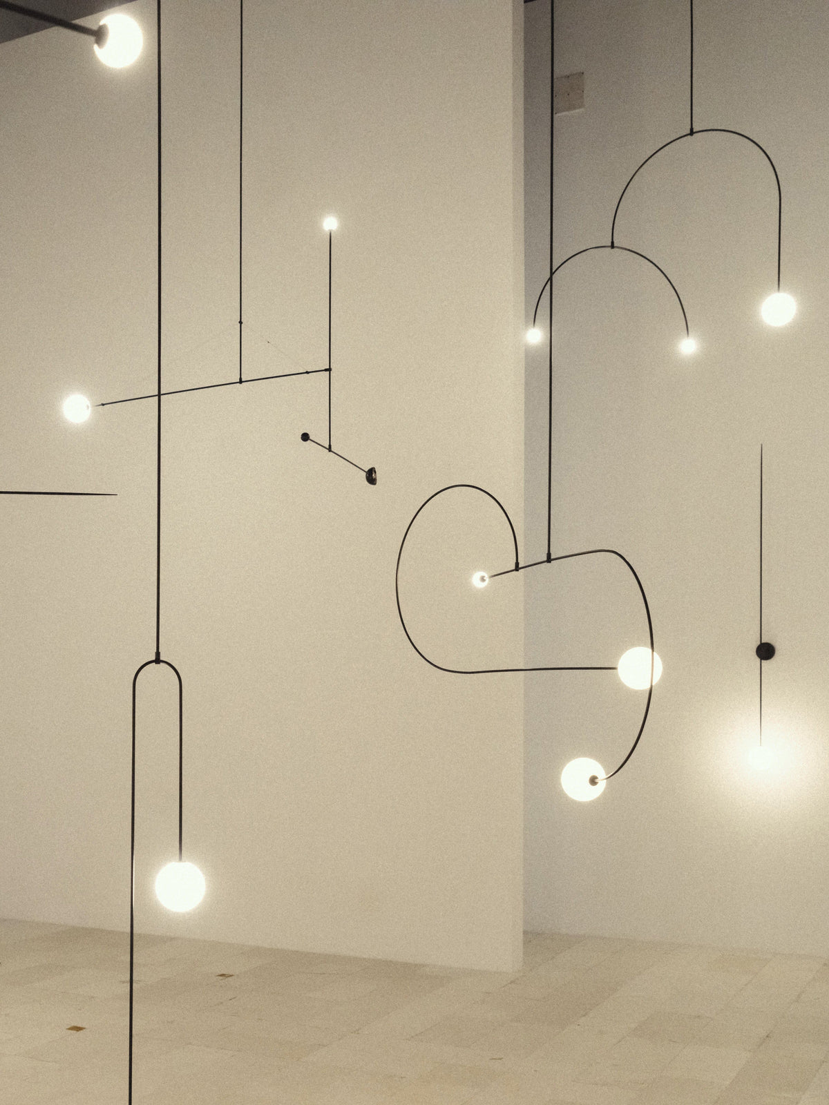 Brackwyn Glass Chandelier-Moonnatur