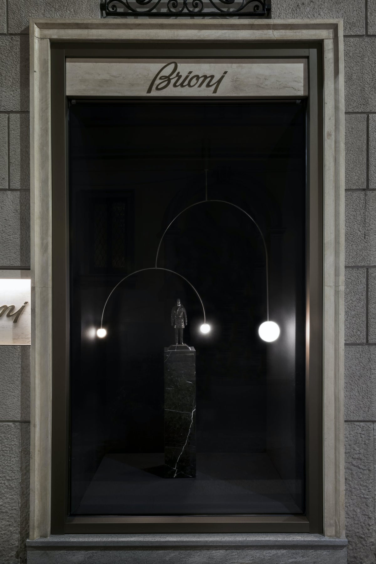 Brackwyn Glass Chandelier-Moonnatur
