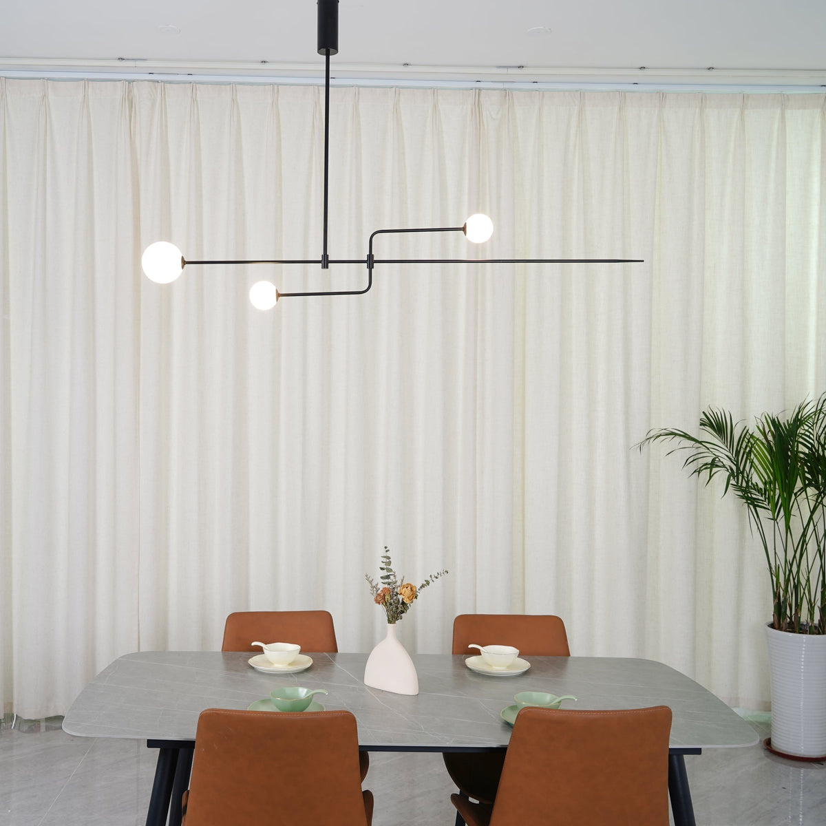 Brackwyn Glass Chandelier-Moonnatur
