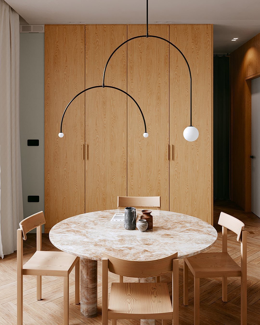 Brackwyn Glass Chandelier-Moonnatur