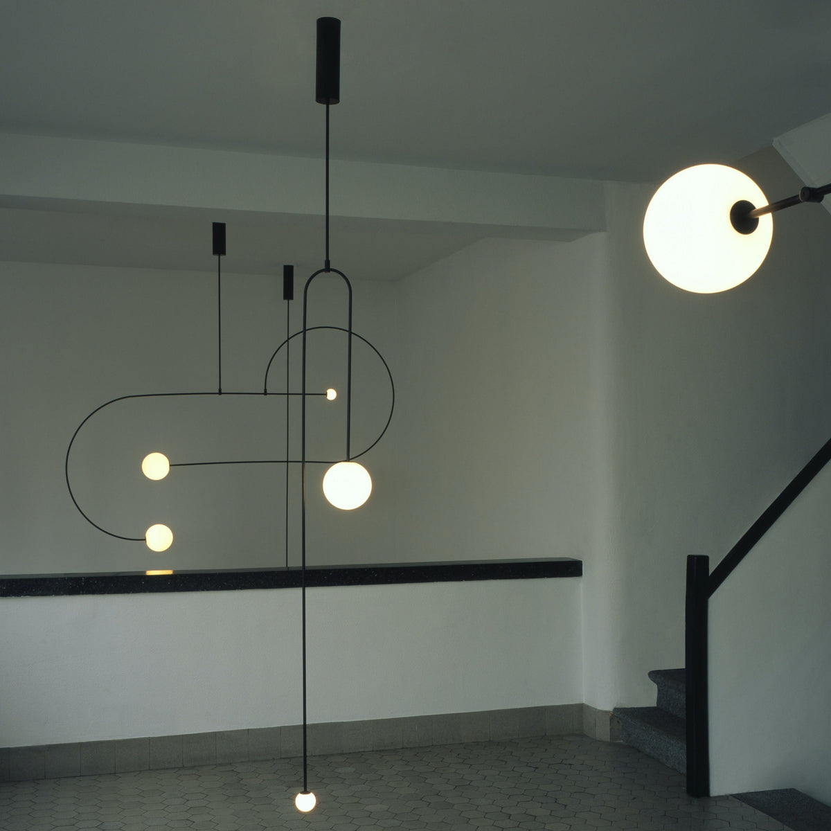 Brackwyn Glass Chandelier-Moonnatur