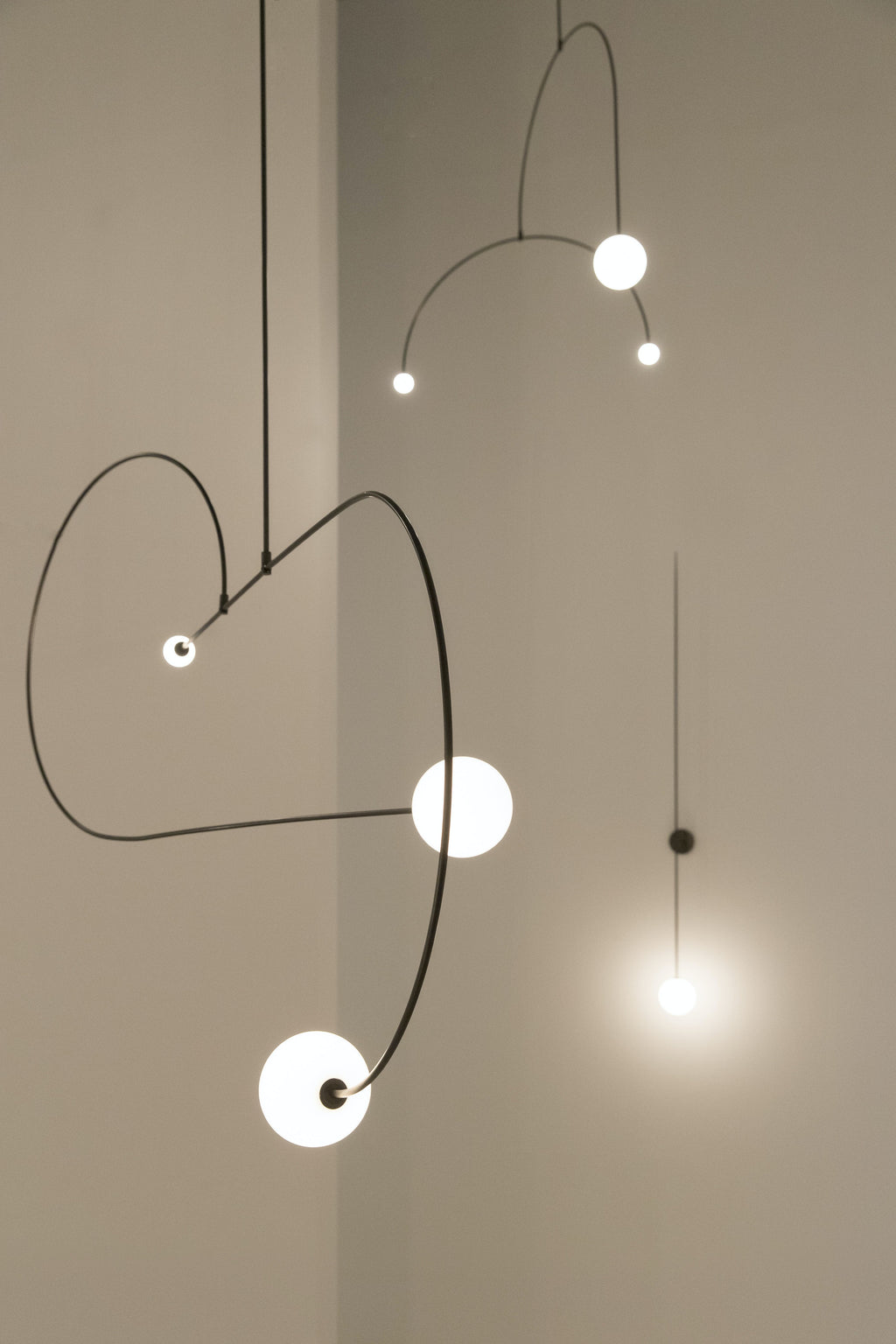 Brackwyn Glass Chandelier-Moonnatur