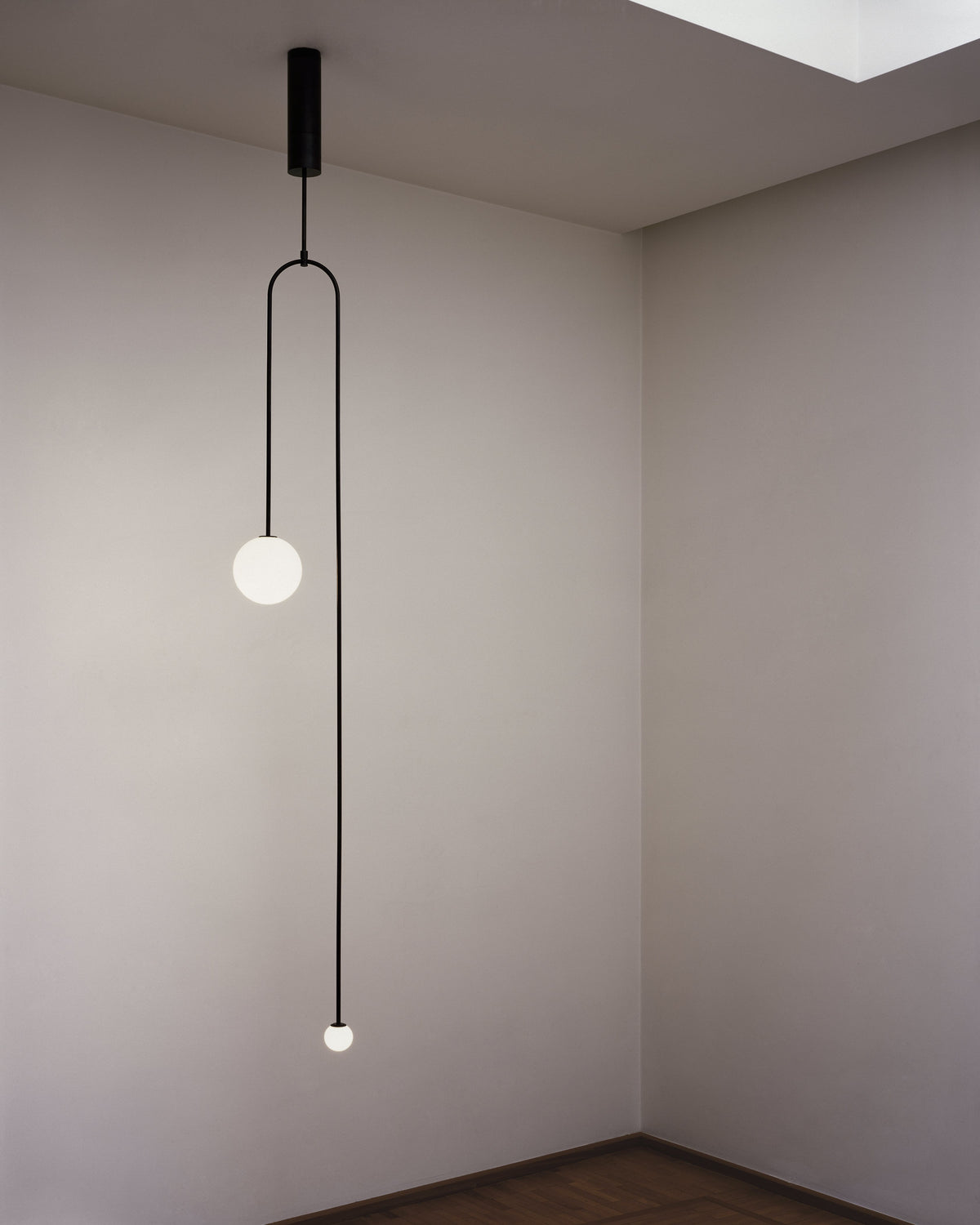 Brackwyn Glass Chandelier-Moonnatur