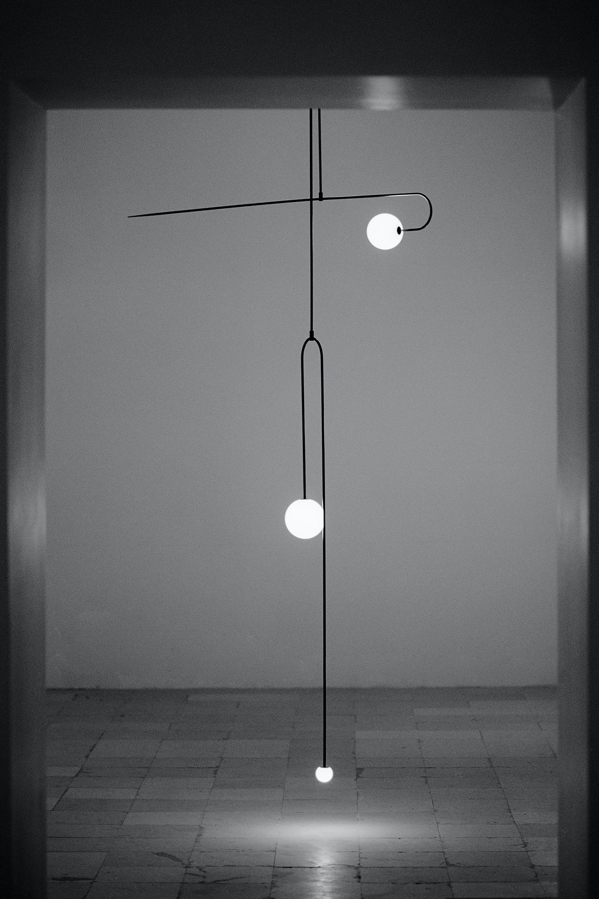 Brackwyn Glass Chandelier-Moonnatur