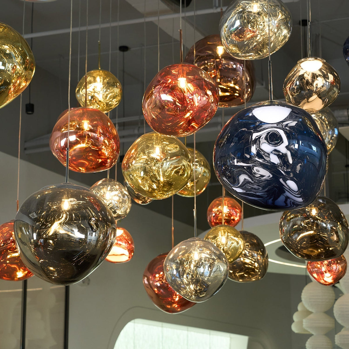 Caeloria Plastic Pendant Light-Moonnatur
