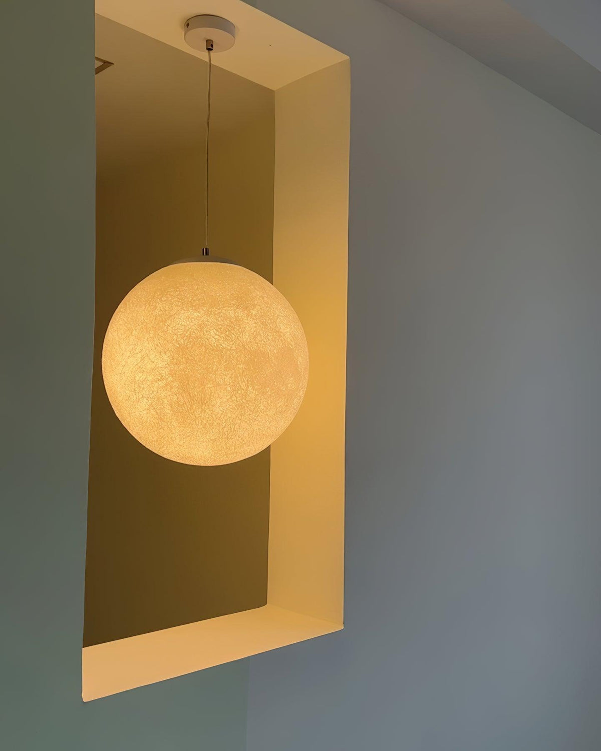 Lathenwren Fibreglass Pendant Light-Moonnatur