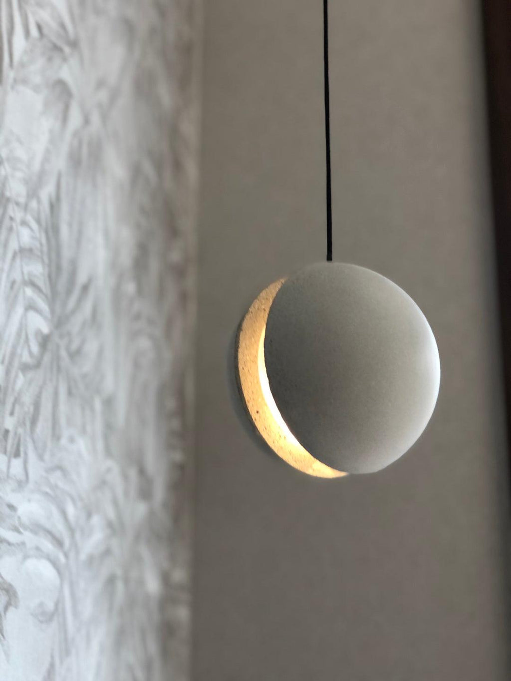 Efirra Concrete Pendant Light-Moonnatur