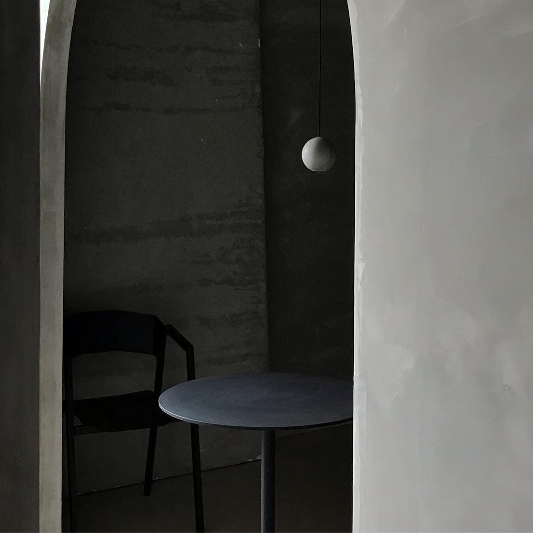 Efirra Concrete Pendant Light-Moonnatur