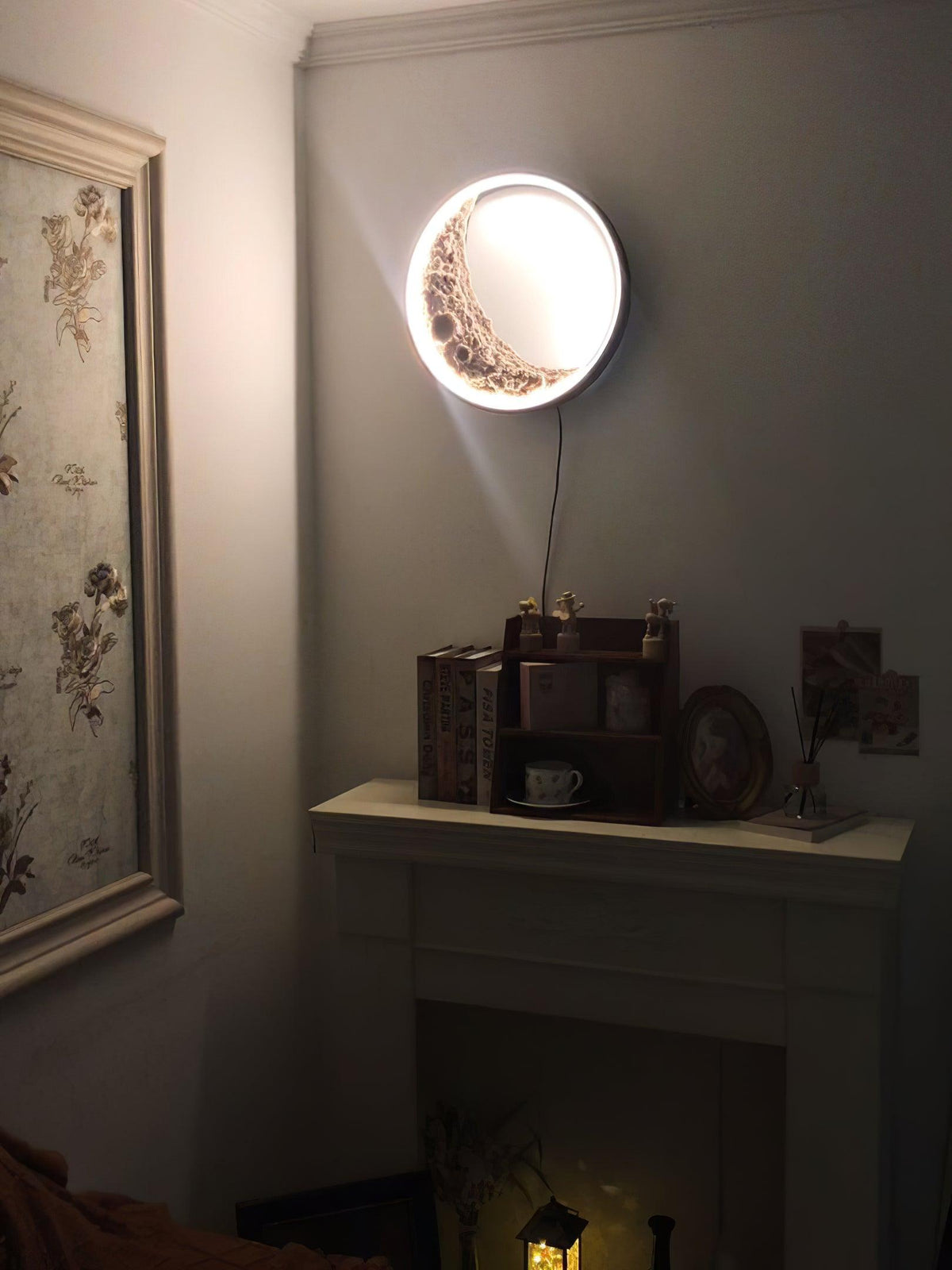 Alwynlyn Resin Wall Light-Moonnatur