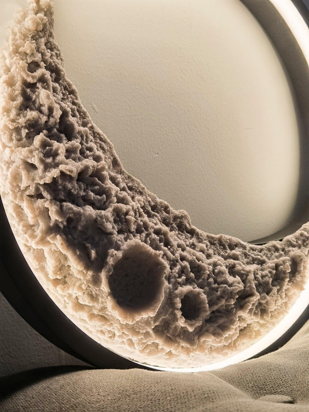 Alwynlyn Resin Wall Light-Moonnatur