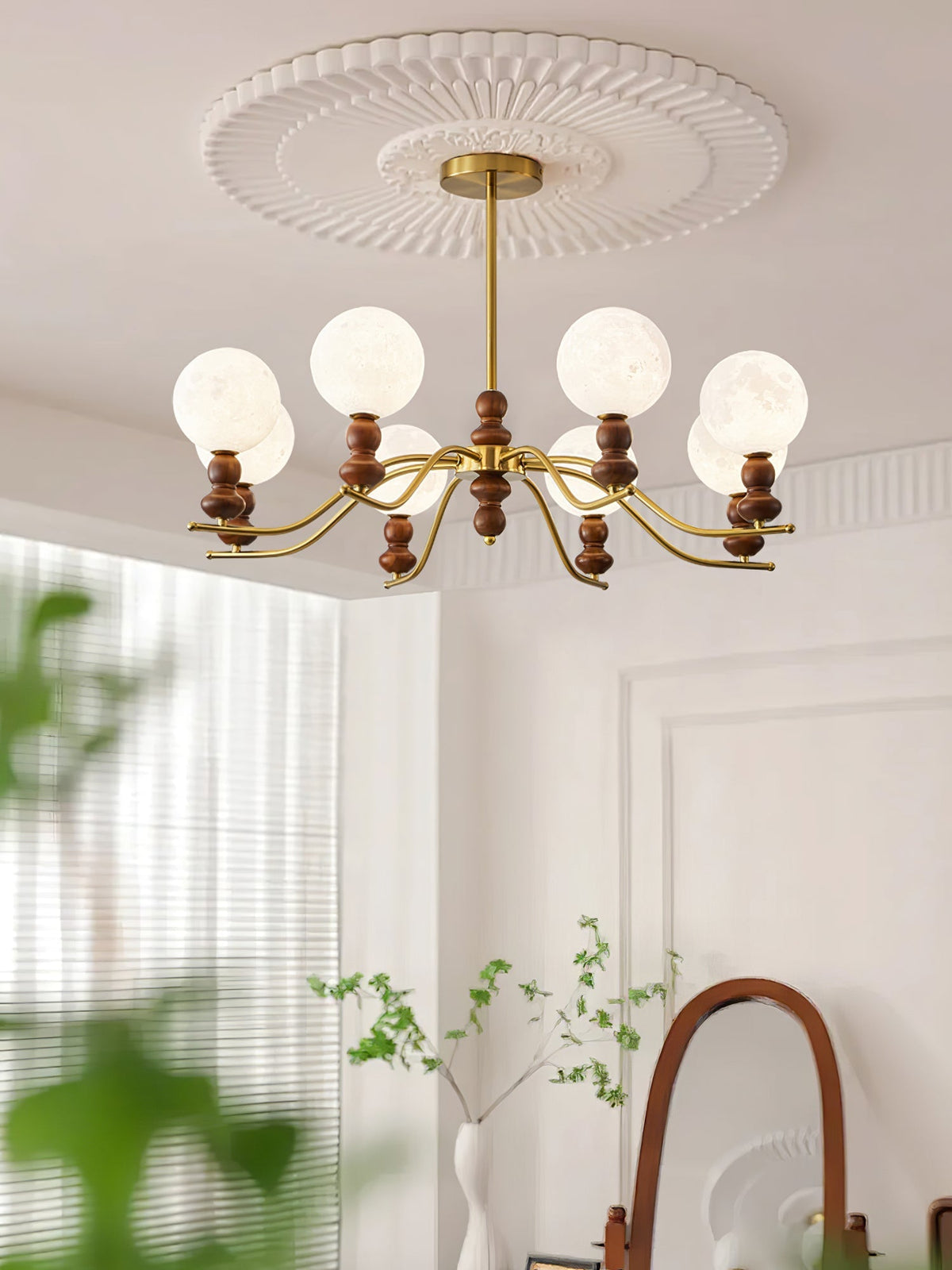 Helrenia Resin Chandelier-Moonnatur