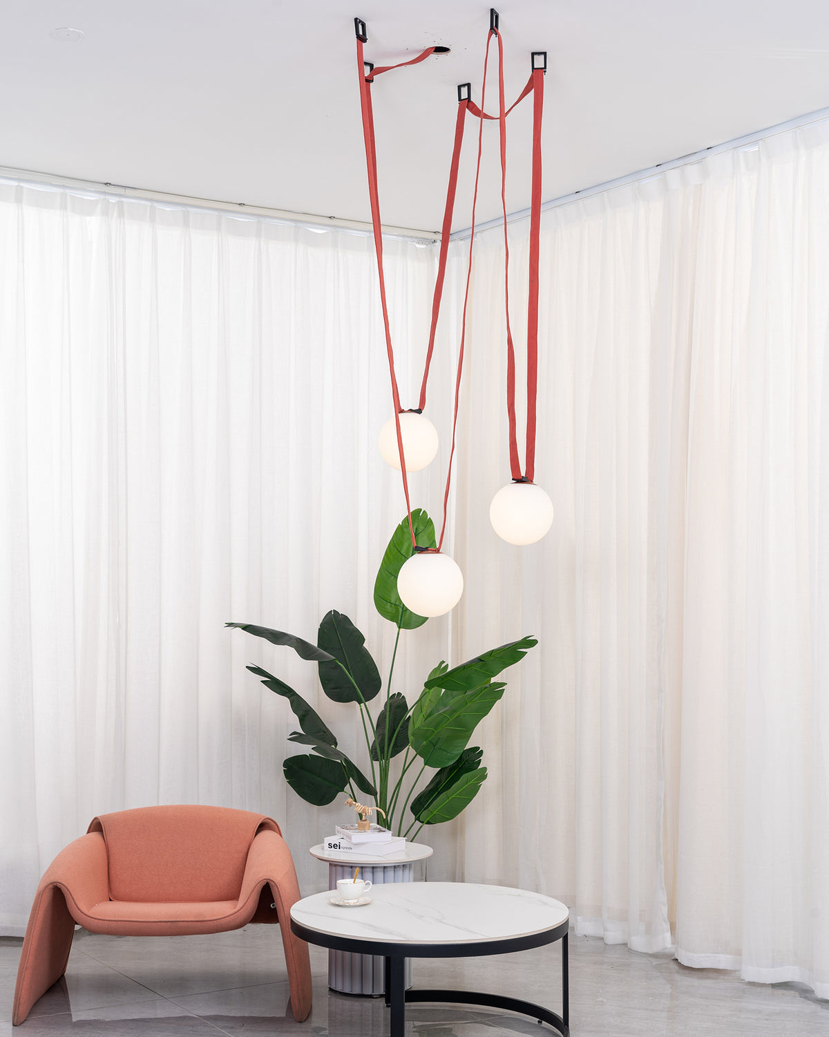 Xerelle Glass Pendant Lamp-Moonnatur