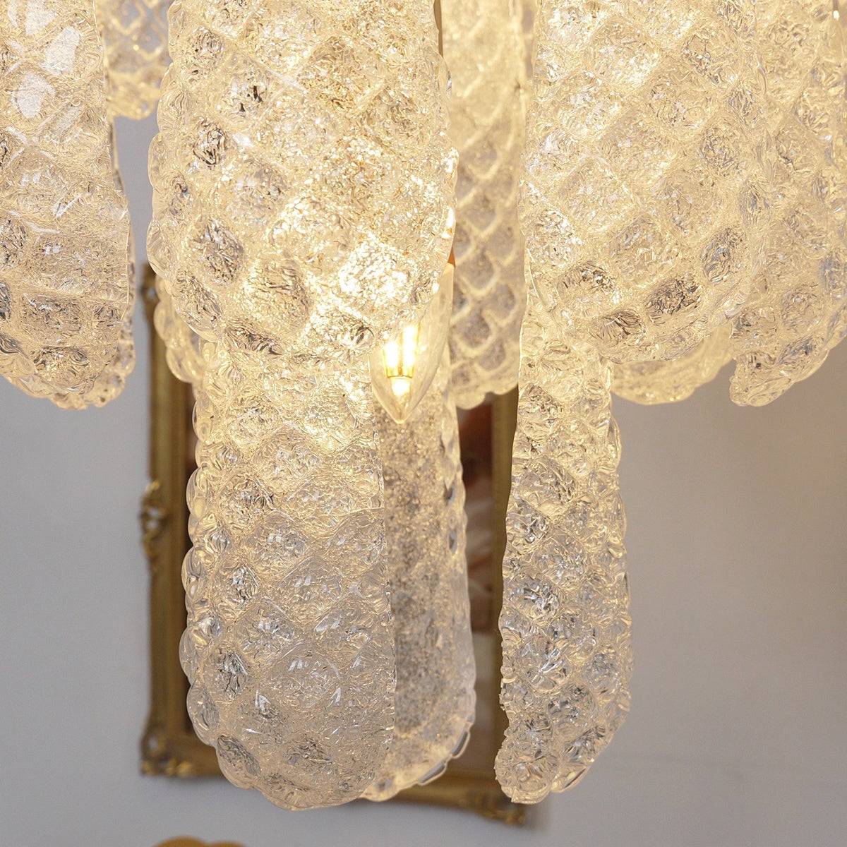 Woldenholm Glass Chandelier-Moonnatur