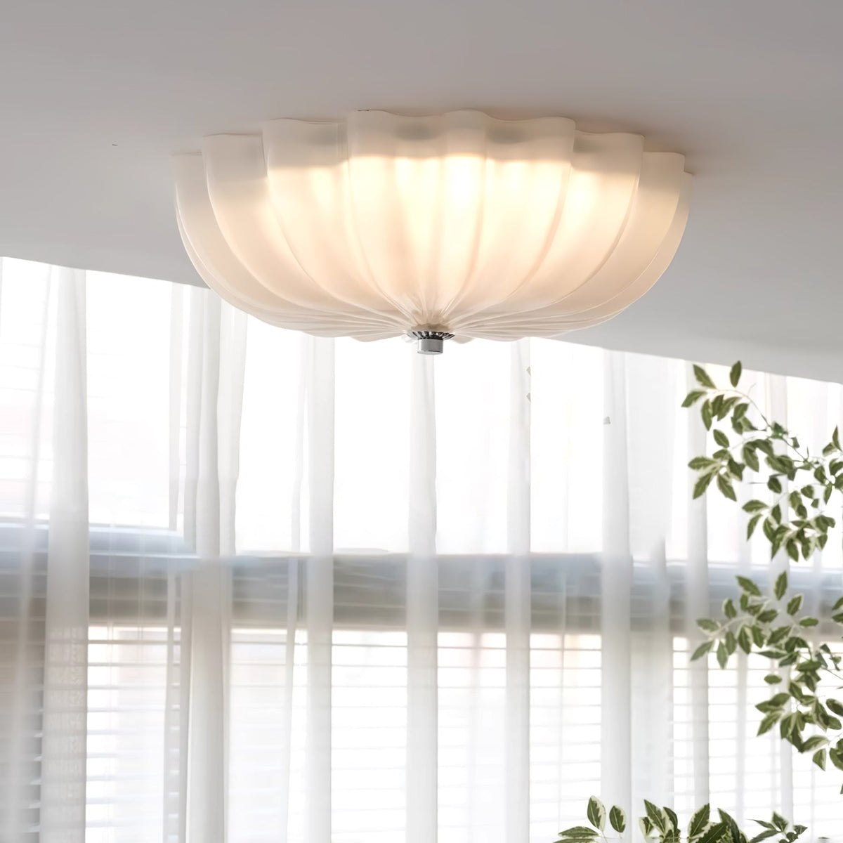 Kivanna Glass Ceiling Light-Moonnatur