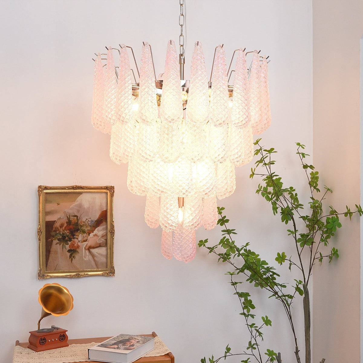Wilvenheath Glass Chandelier-Moonnatur