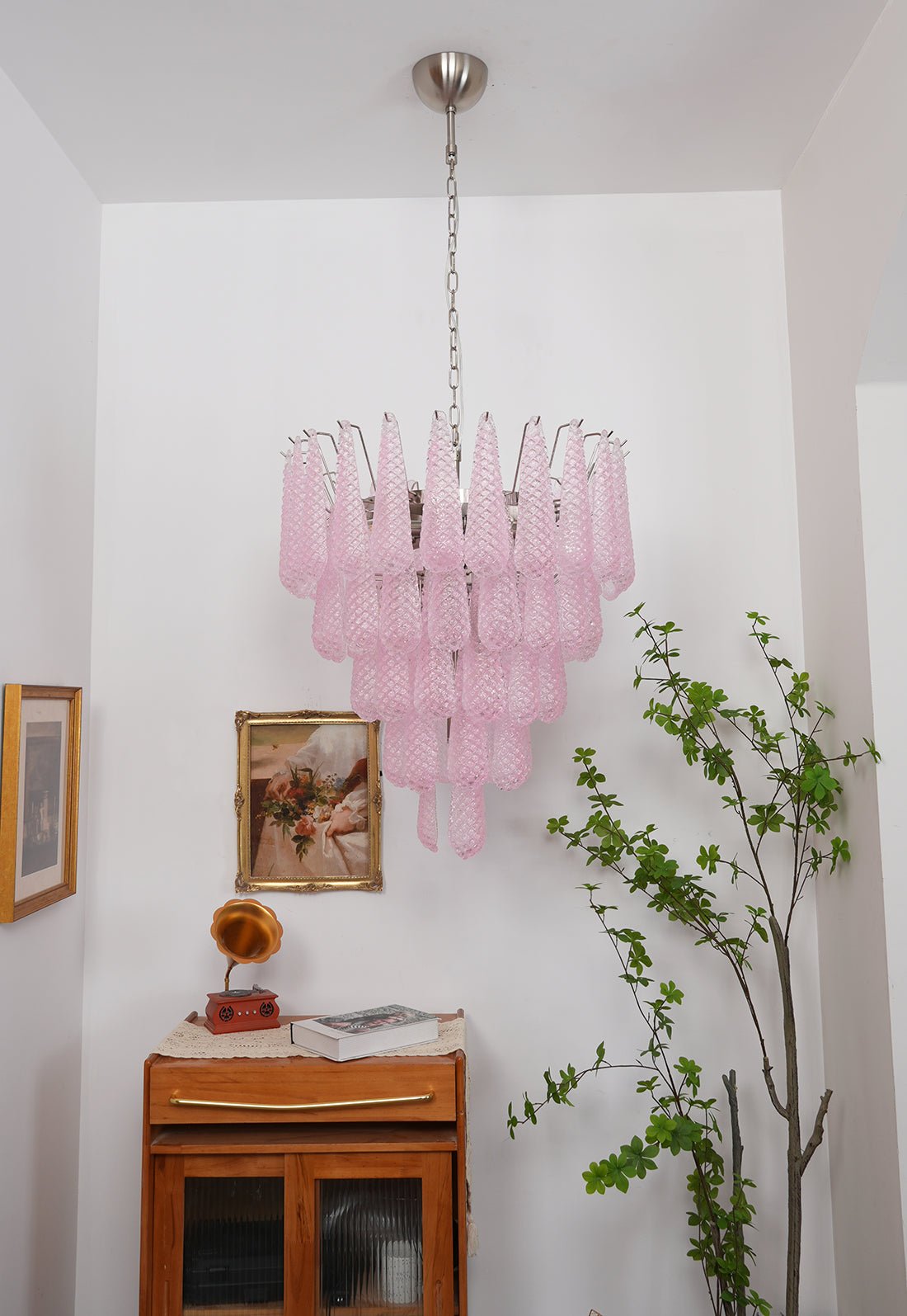 Wilvenheath Glass Chandelier-Moonnatur