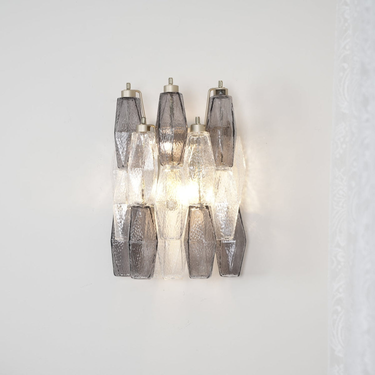 Queneloria Glass Wall Light-Moonnatur