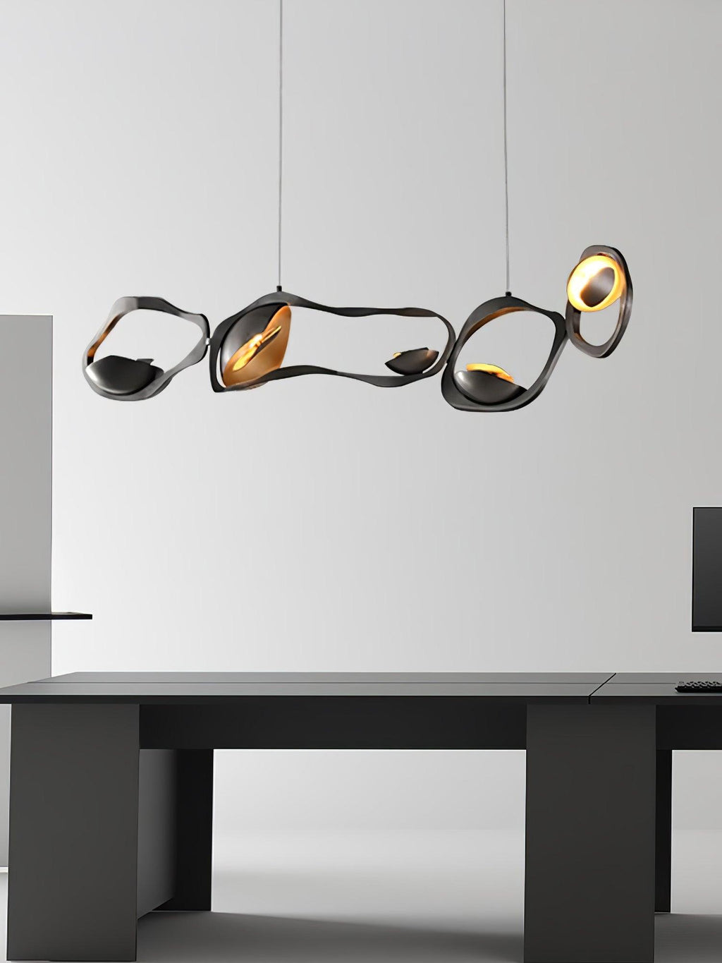 Venaria Metal Pendant Light-Moonnatur