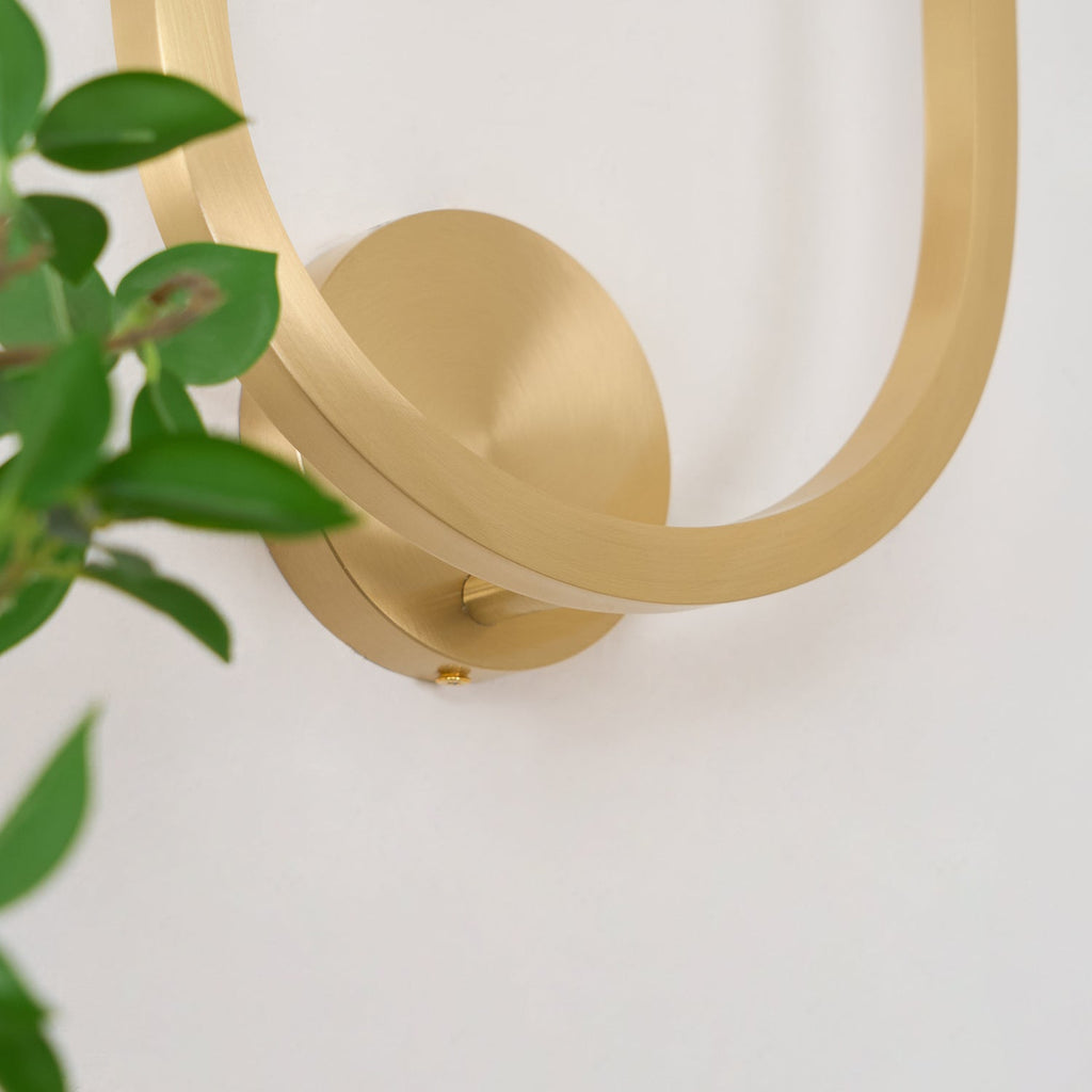 Yuvella Alabaster Wall Light-Moonnatur