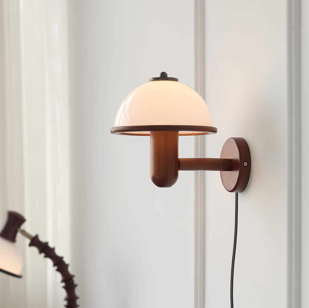 Valenena Oak Wood Wall Light-Moonnatur