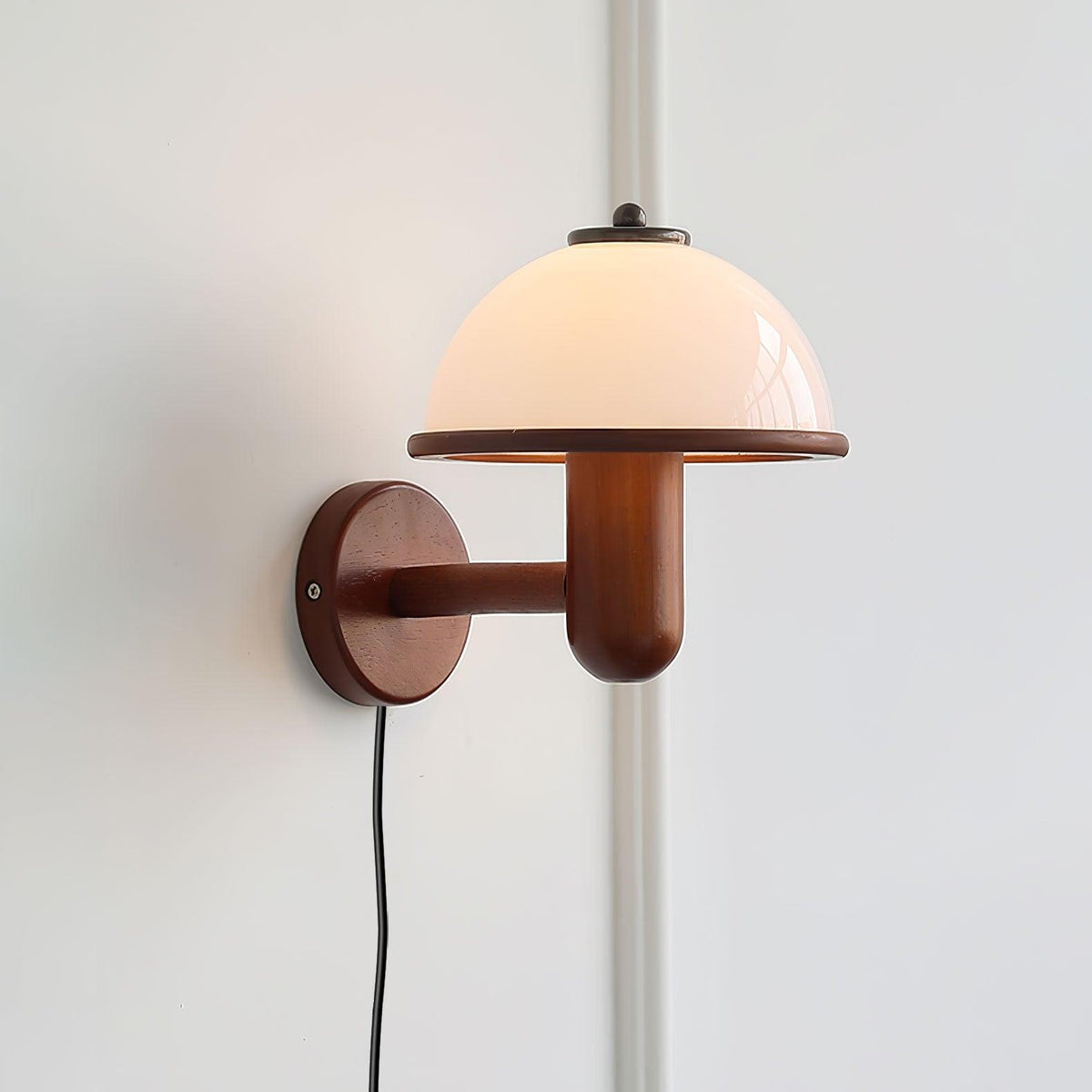 Valenena Oak Wood Wall Light-Moonnatur