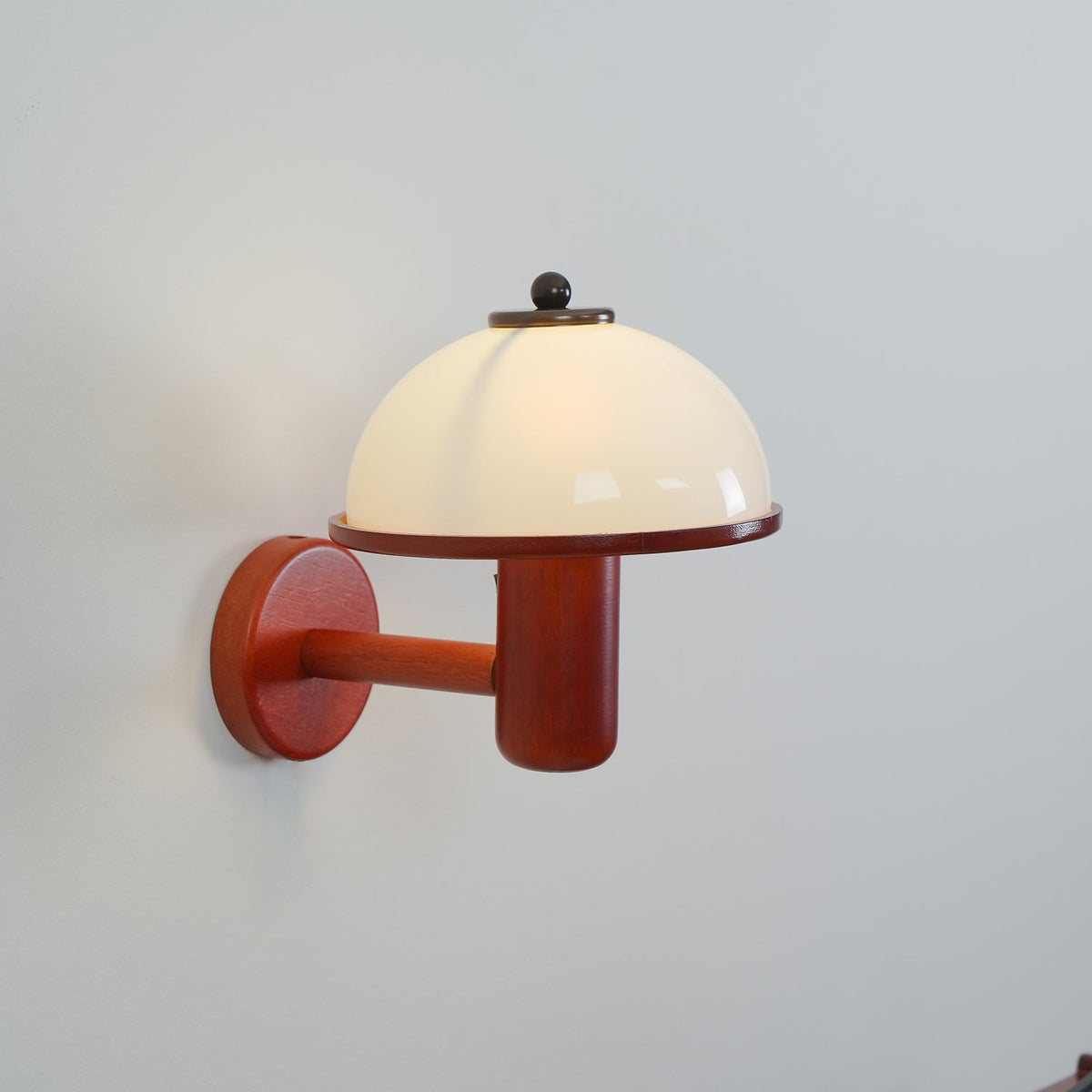Valenena Oak Wood Wall Light-Moonnatur