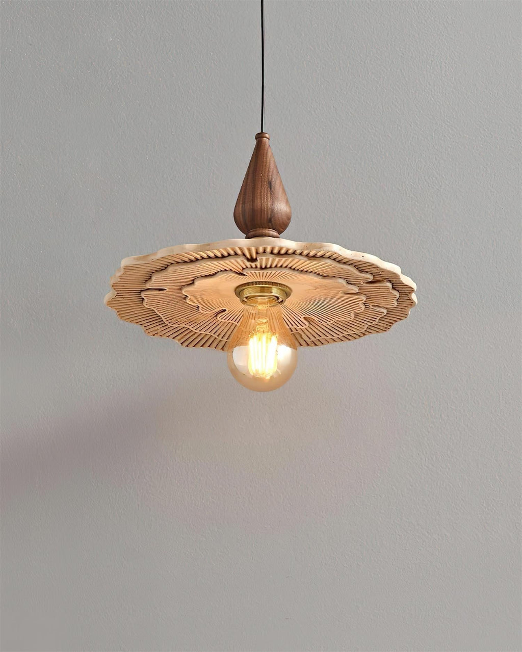 Yarrelrose Resin Pendant Light-Moonnatur