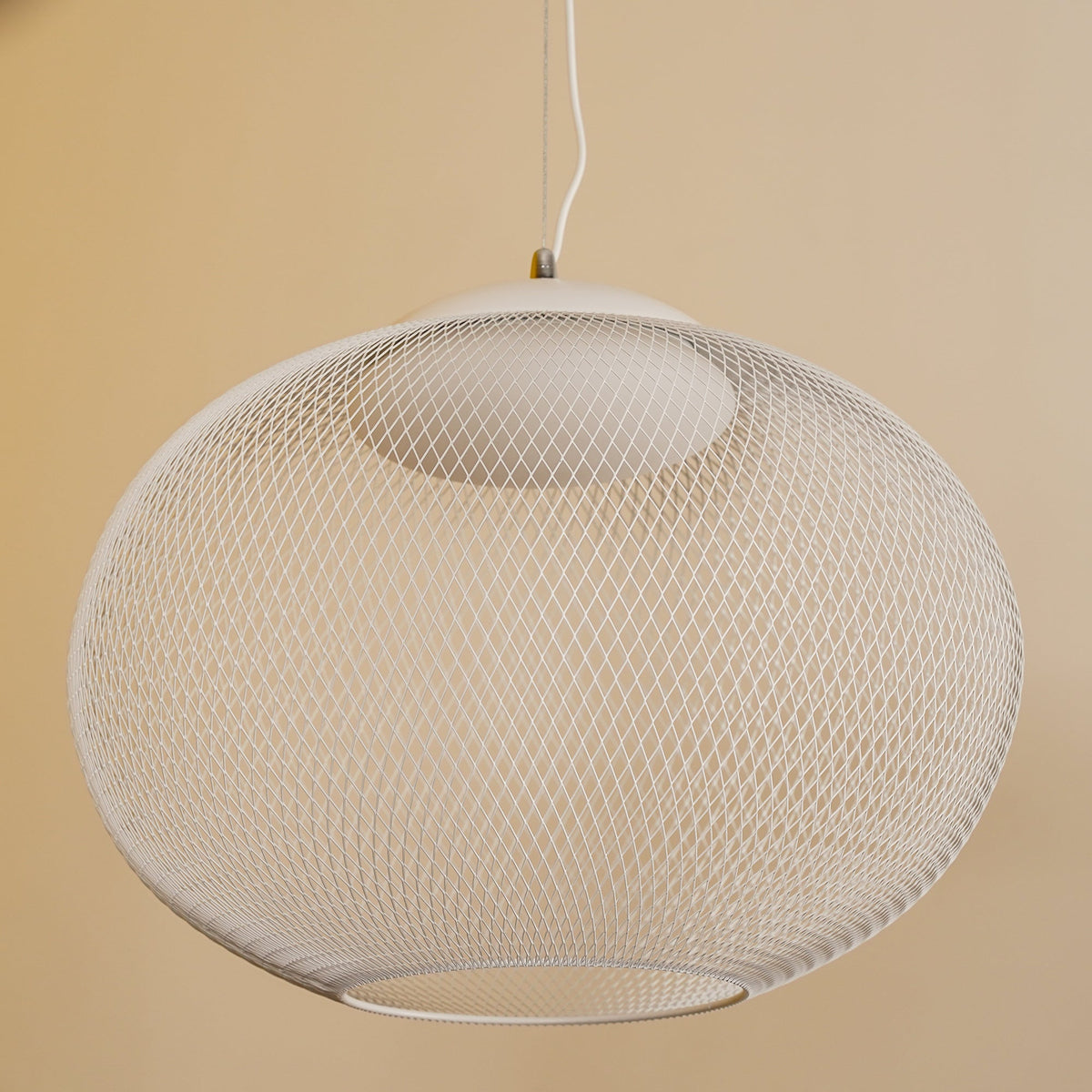 Ximora Iron Pendant Lamp-Moonnatur
