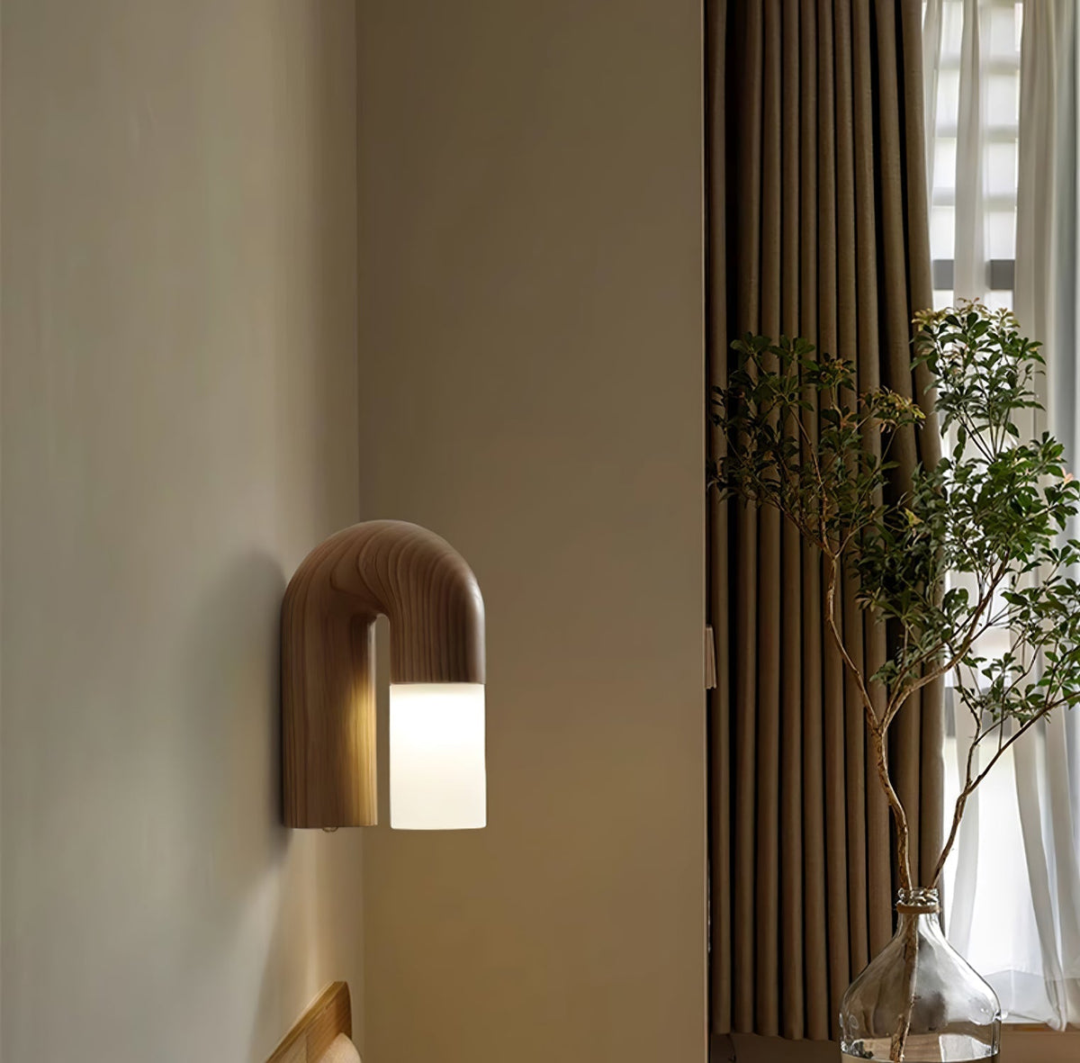 Ymeria Wood Wall Lamp-Moonnatur