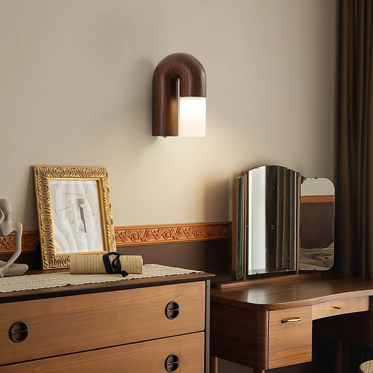 Ymeria Wood Wall Lamp-Moonnatur