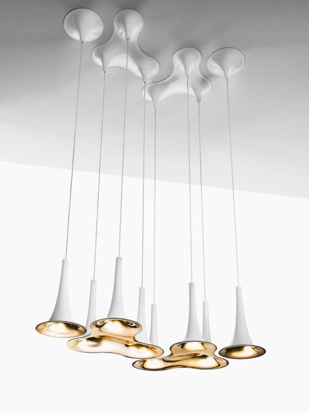 Evelune Acrylic Pendant Light-Moonnatur