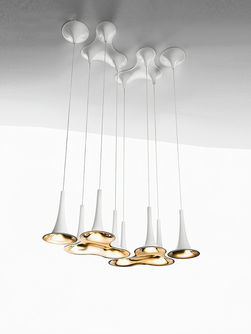 Evelune Acrylic Pendant Light-Moonnatur