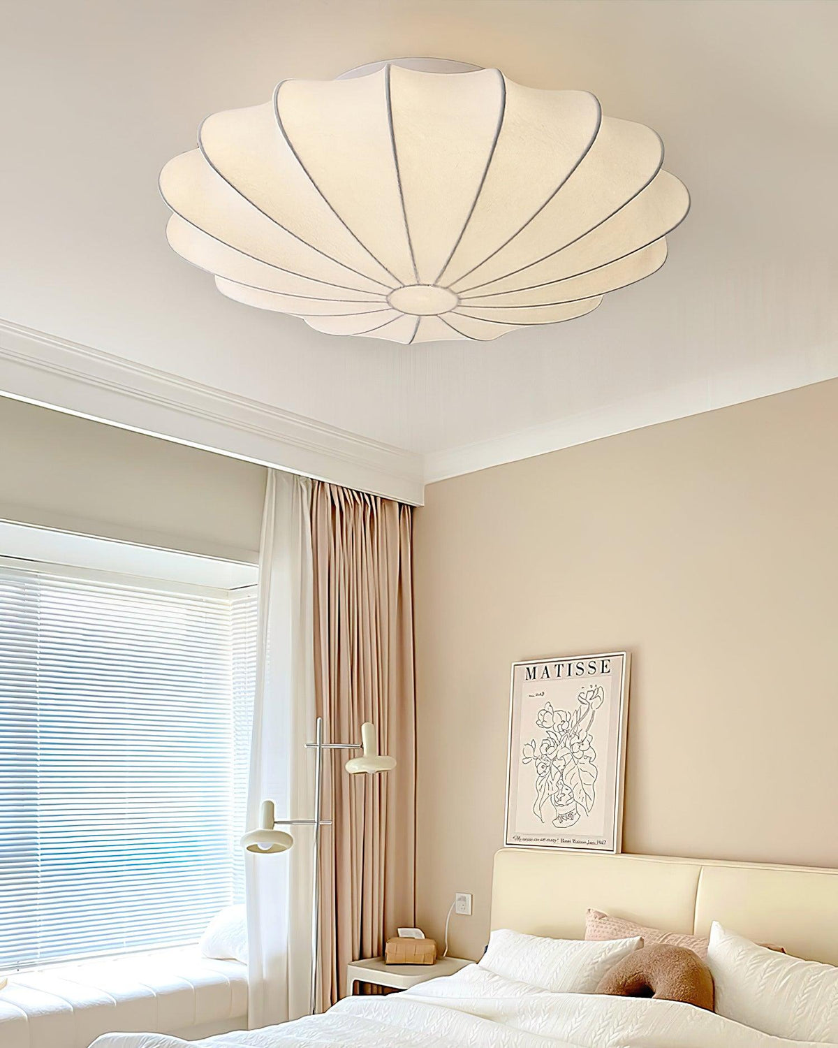 Jelavine Silk Ceiling Light-Moonnatur