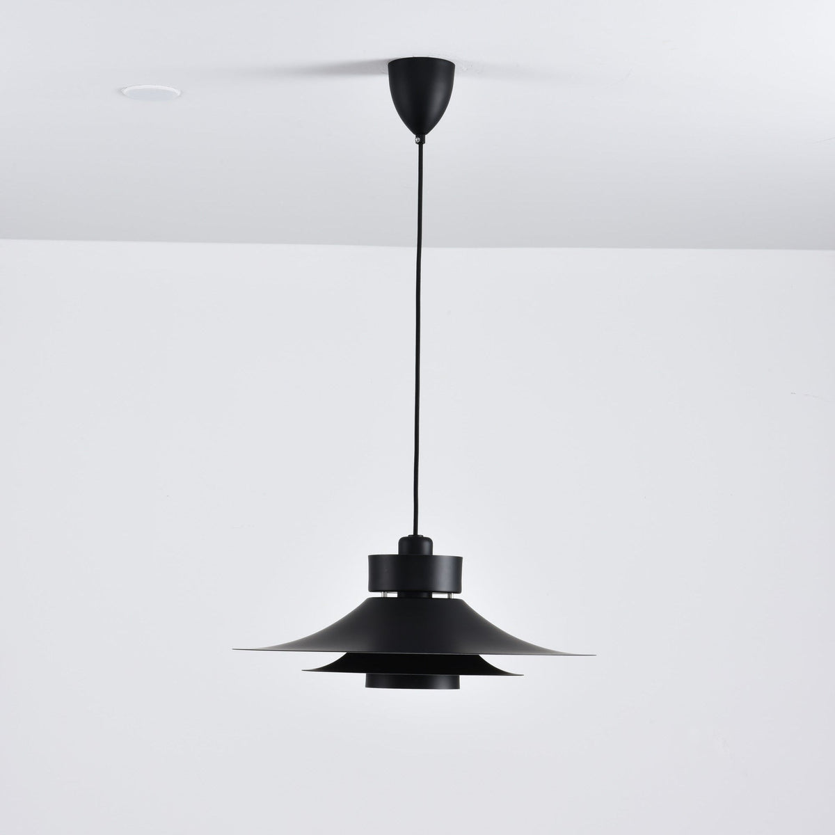 Ambelhaven Metal Pendant Light-Moonnatur