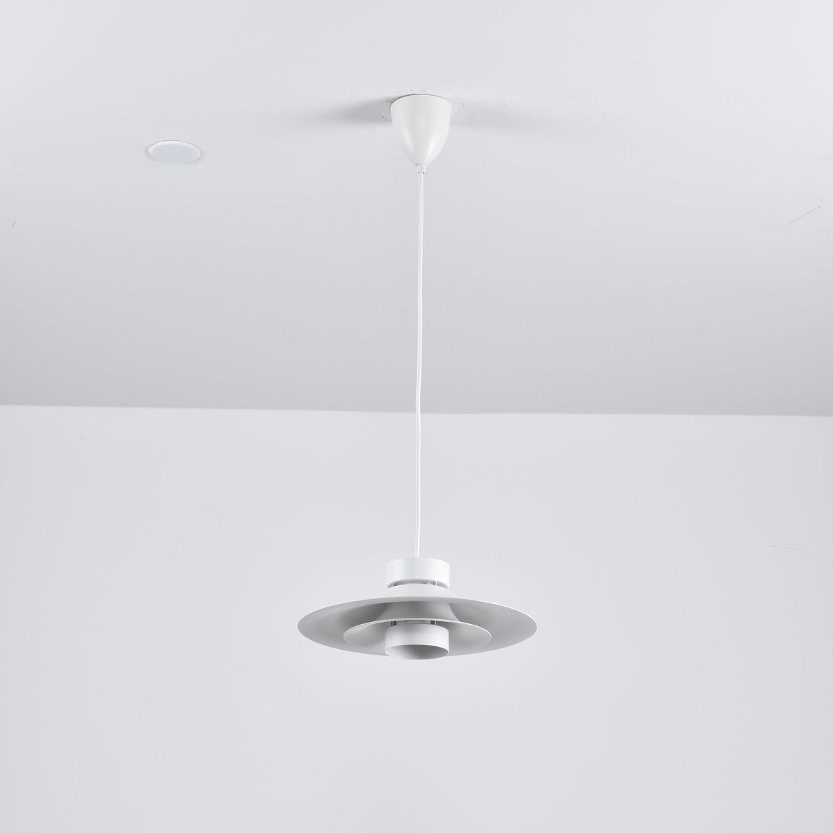 Ambelhaven Metal Pendant Light-Moonnatur