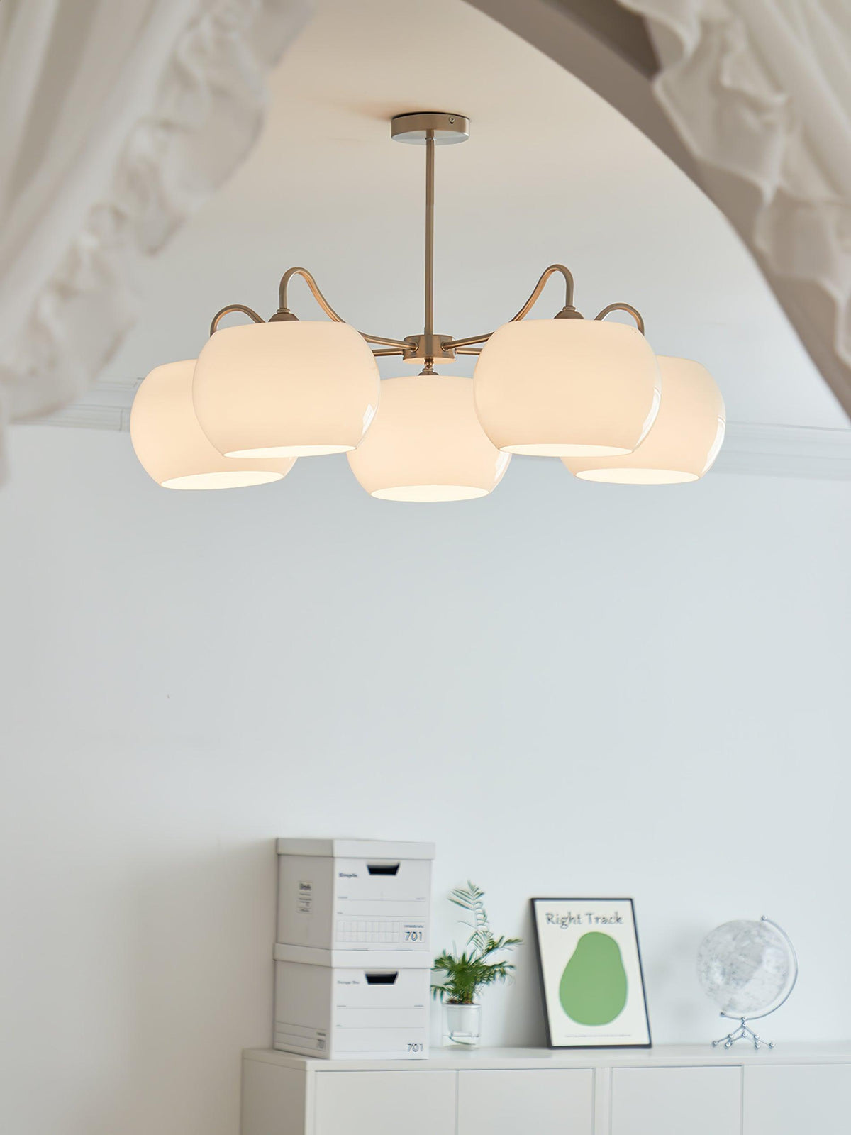 Perenune Glass Chandelier-Moonnatur