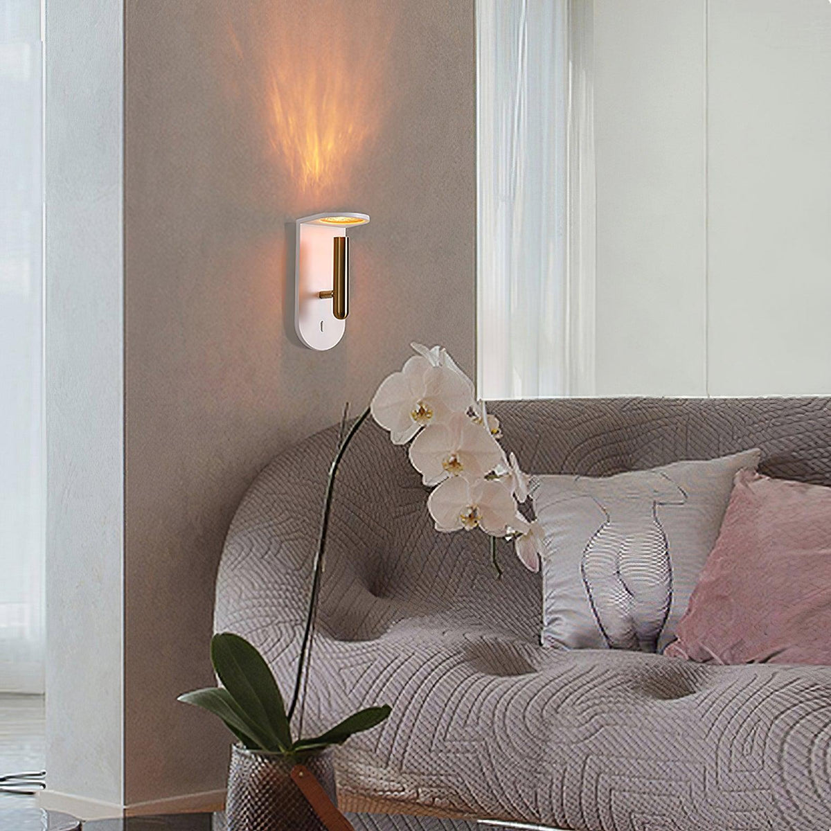 Xerenora Aluminium Wall Light-Moonnatur