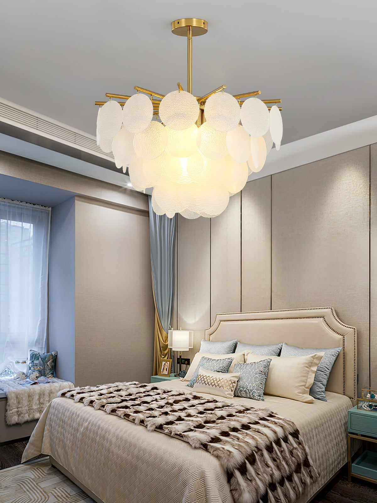 Briavelle Glass Chandelier-Moonnatur